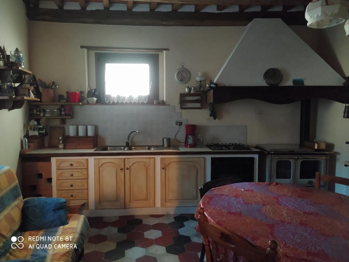 Casa Vacanze Al Colletto - Con Terrazza Panoramica In Centro Storico Vagli di Sotto Экстерьер фото
