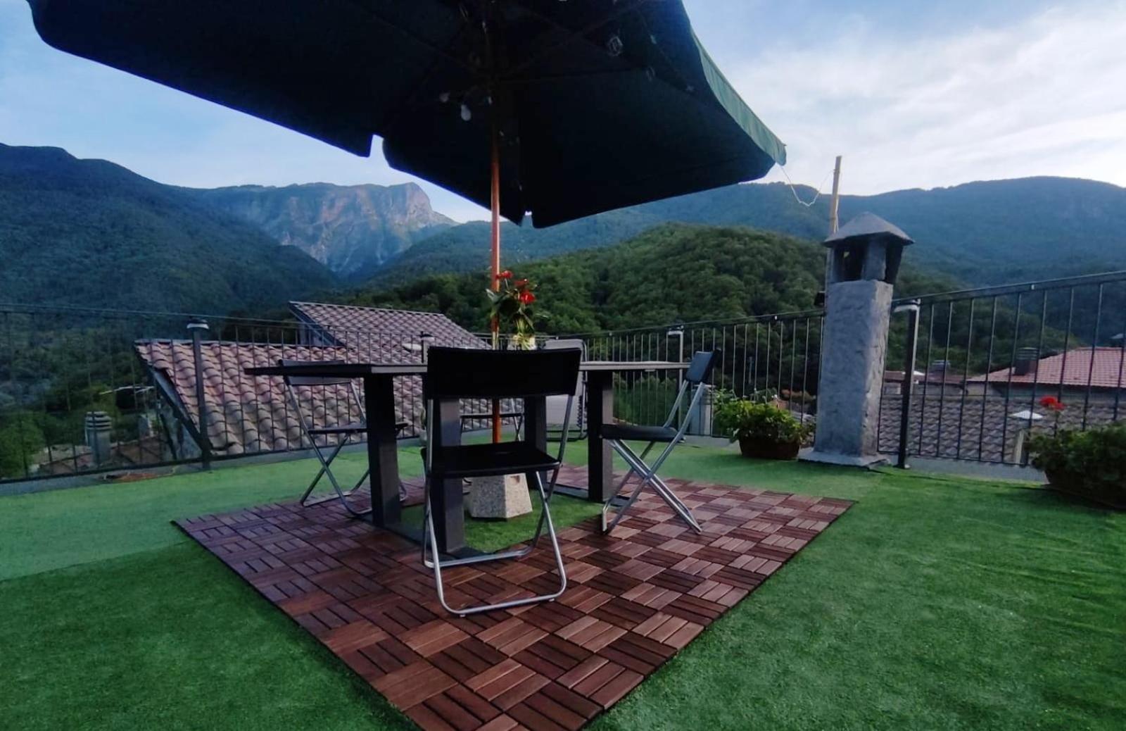 Casa Vacanze Al Colletto - Con Terrazza Panoramica In Centro Storico Vagli di Sotto Экстерьер фото